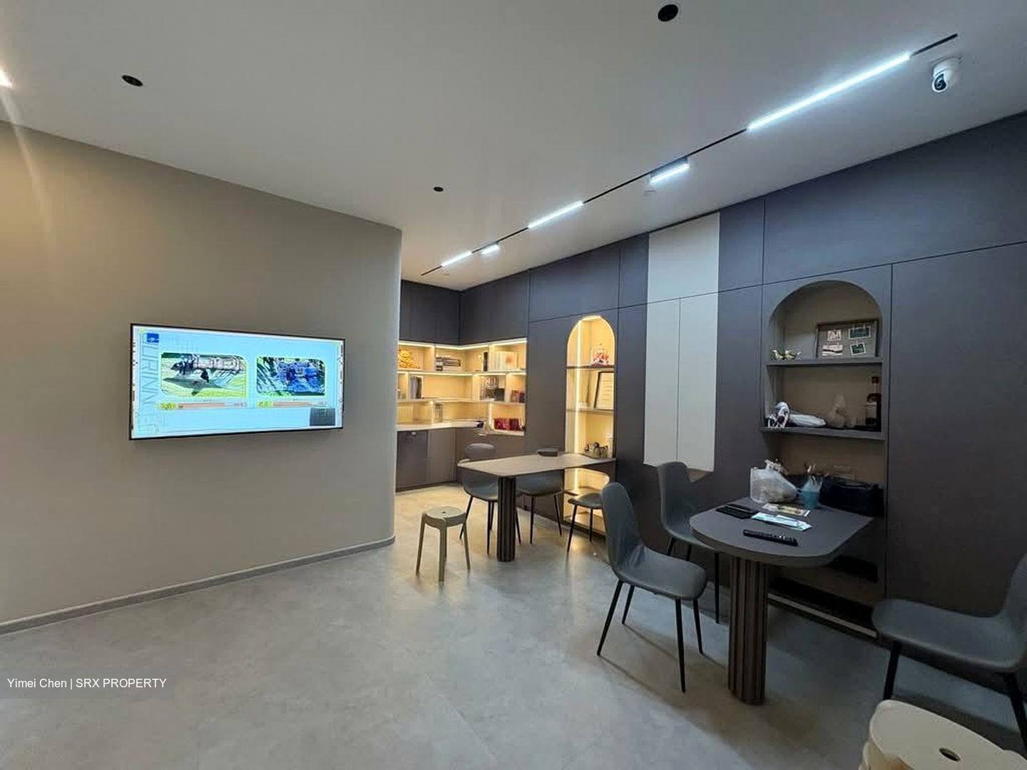 The Crescent @ Kallang (D13), Factory #558506011